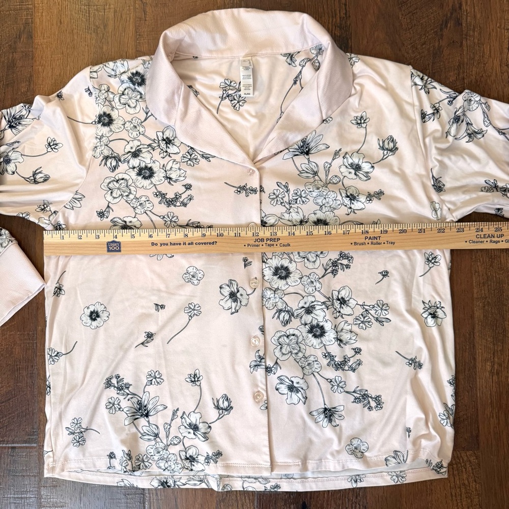 FLORA NIKROOZ 2 piece pajama lounge set, size XL - Picture 7 of 11